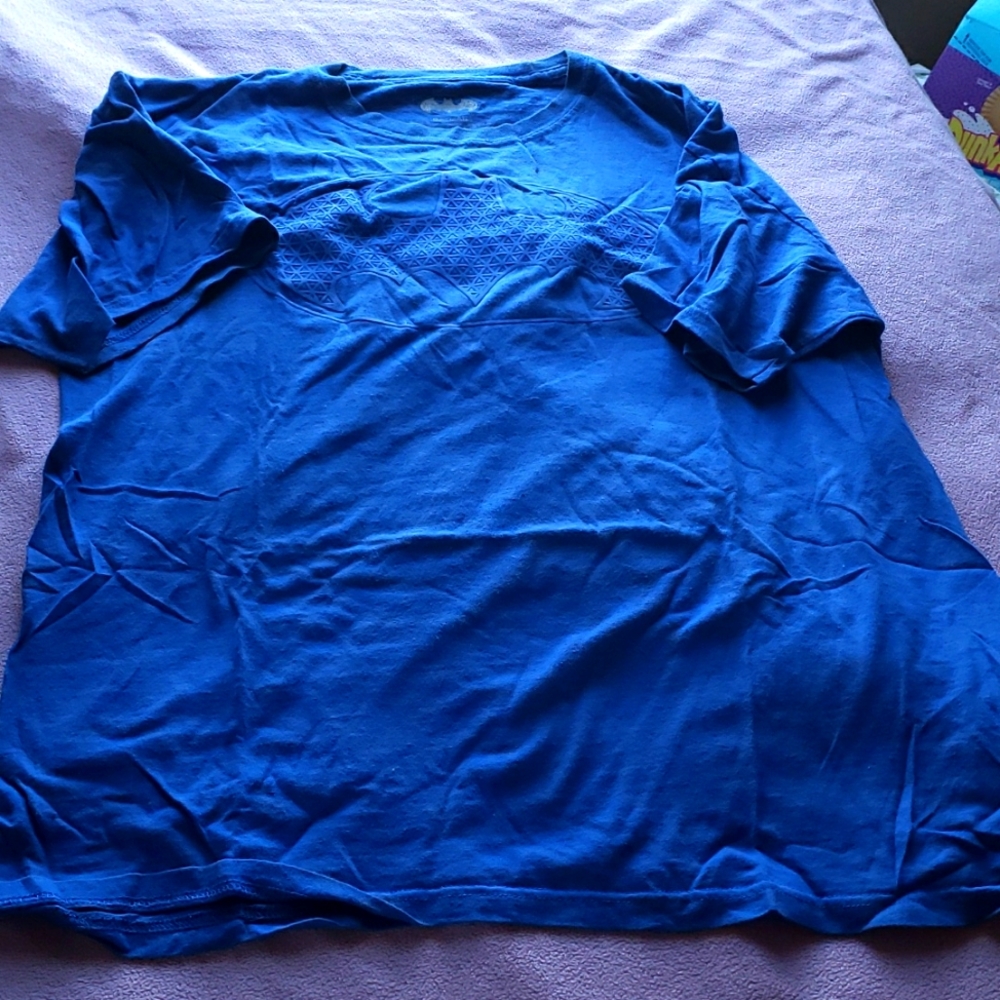 Blue batman logo shirt